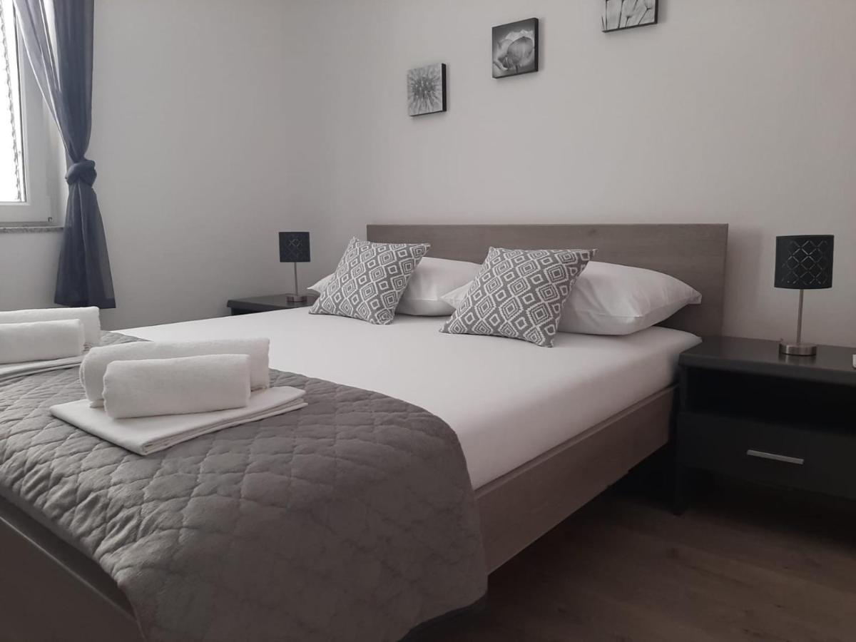 Apartman Alberta Vodice Kültér fotó