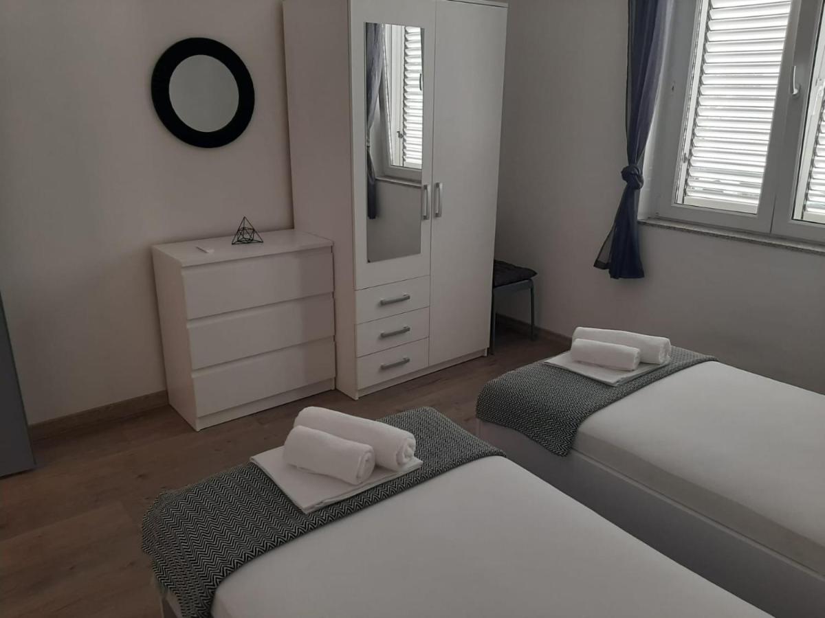 Apartman Alberta Vodice Kültér fotó